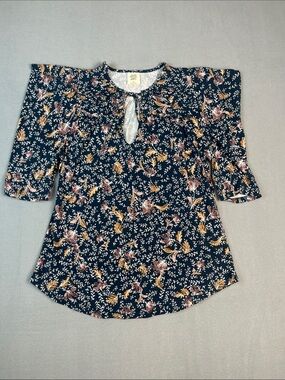 Good Hart Floral Tie-Neck Navy Women's Top
Size: XS